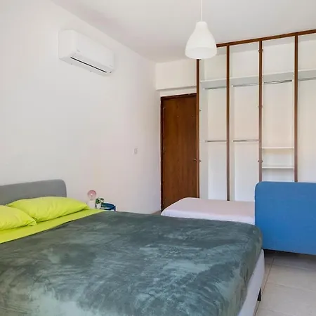 Appartement Center, Walking To The Larnaca