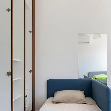 Center, Walking To The